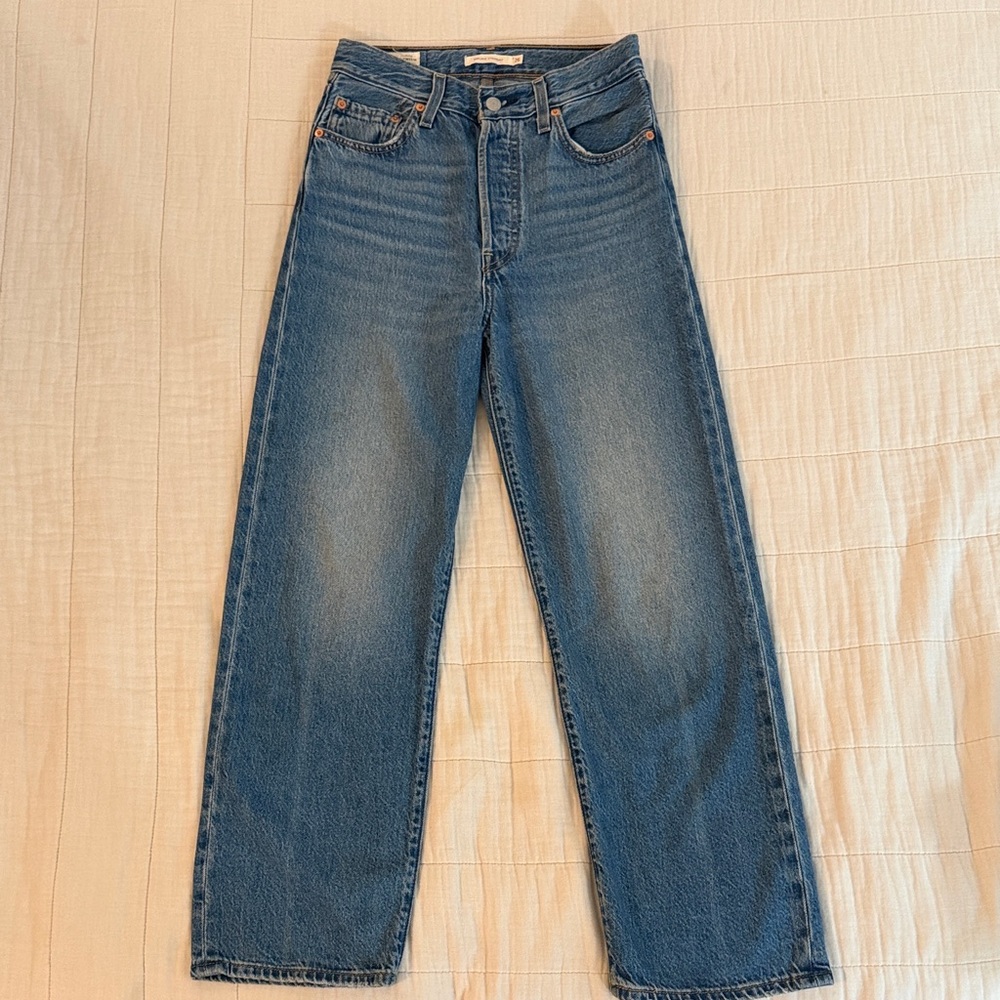 Classic High-Rise Straight Leg Women Jeans - Blue